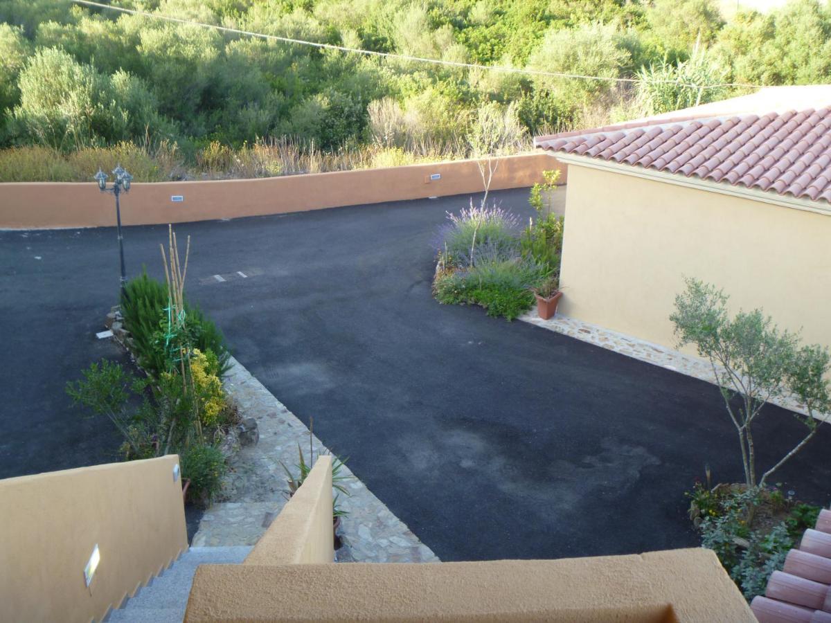 Casadelfaro Primo Piano 600Mt Dalla Spiaggia Olbia Exterior foto