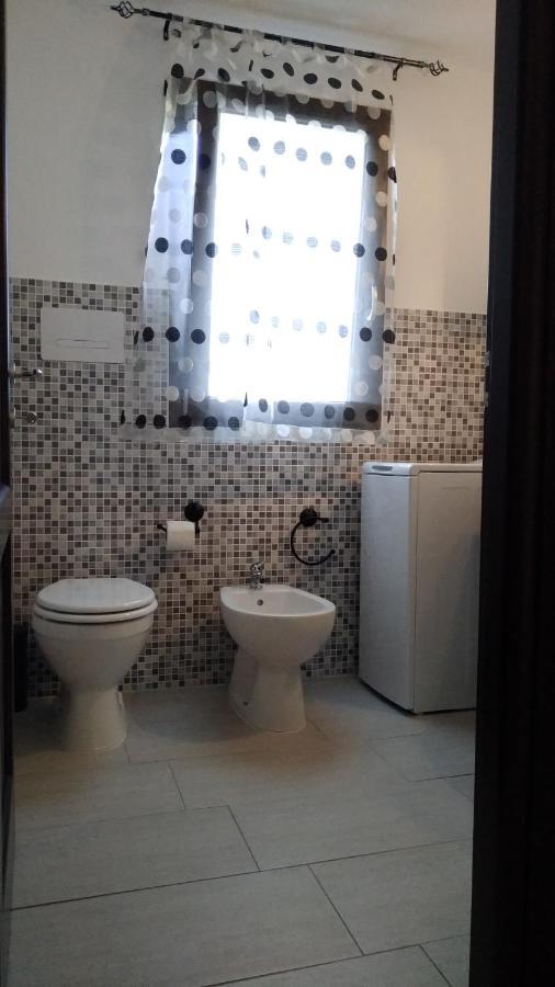 Casadelfaro Primo Piano 600Mt Dalla Spiaggia Olbia Exterior foto